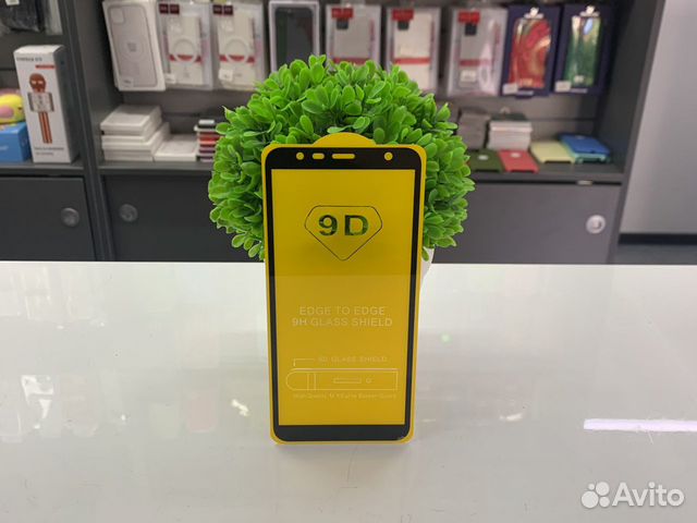 Защитное стекло Samsung J4+ 2018