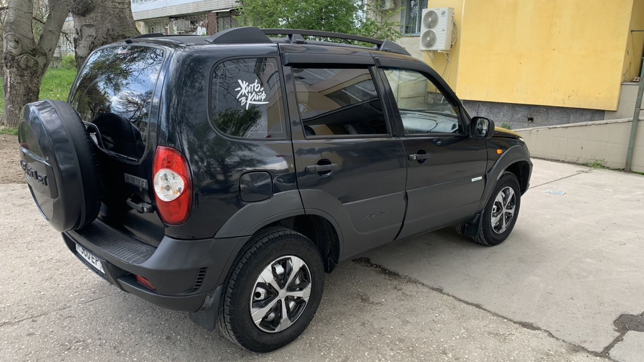 Chevrolet Niva: фото владельца