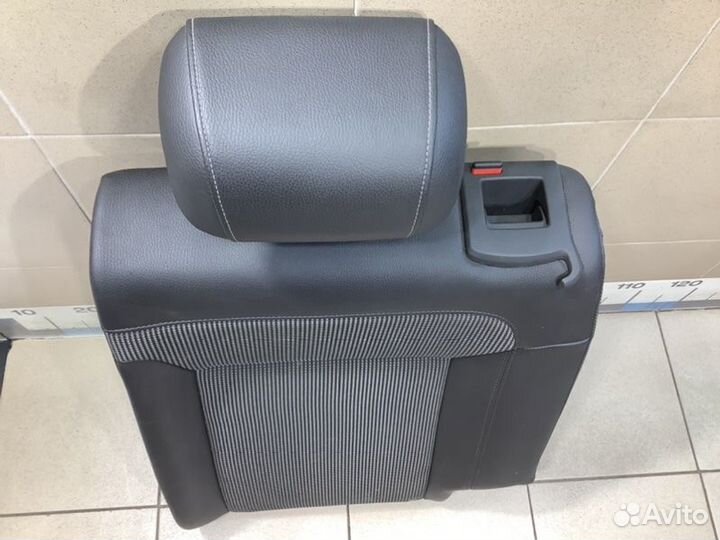 Сиденье салонное заднее левое Opel Astra J A14NET