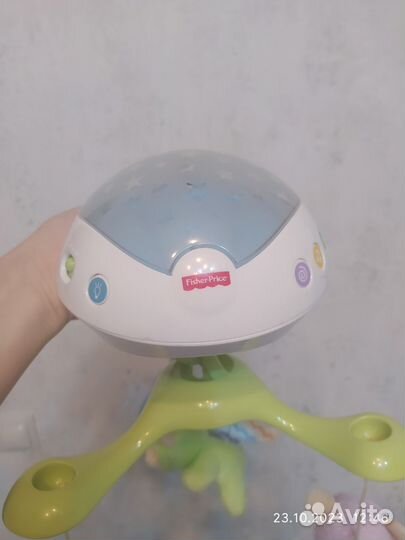 Мобиль на кроватку fisher price