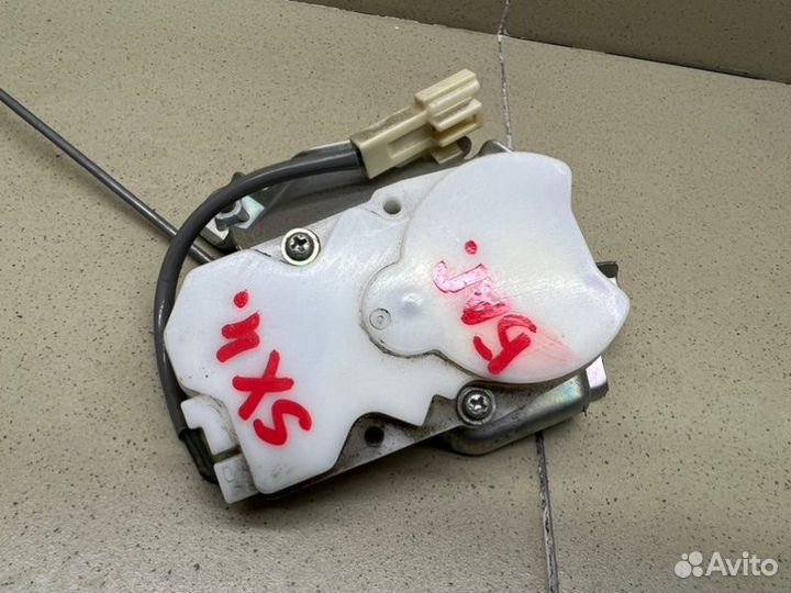 Активатор замка багажника Suzuki Sx4 седан M16A