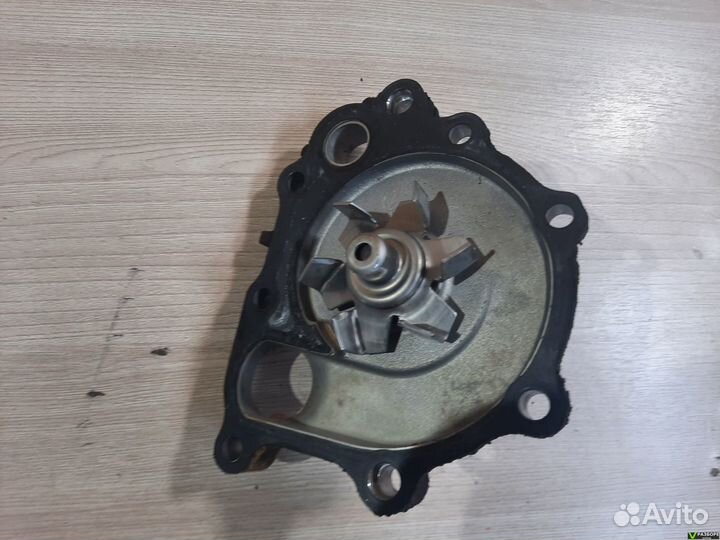 Помпа 2tzfe Toyota Previa