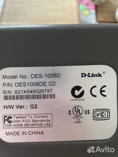 Неуправляемый коммутатор с 8 портами 10/100Base-TX