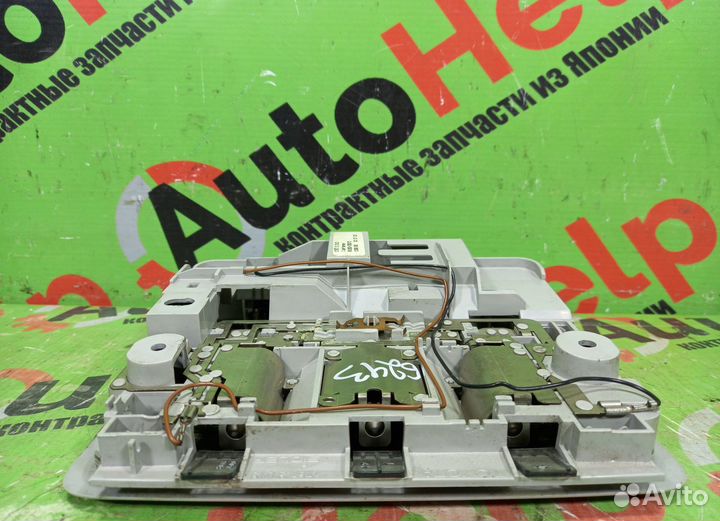 Плафон toyota avensis AZT250 передний потолочный