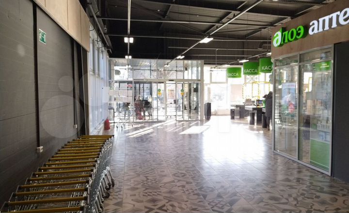 Торговая площадь, 20 м², Вучетича, 21