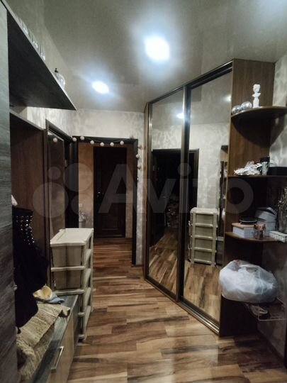 2-к. квартира, 52 м², 8/10 эт.