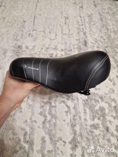 Седло для велосипеда широкое