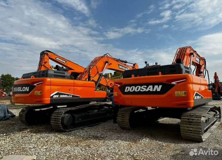 Гусеничный экскаватор DOOSAN DX300LCA-7M, 2023