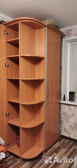 Платяной шкаф
