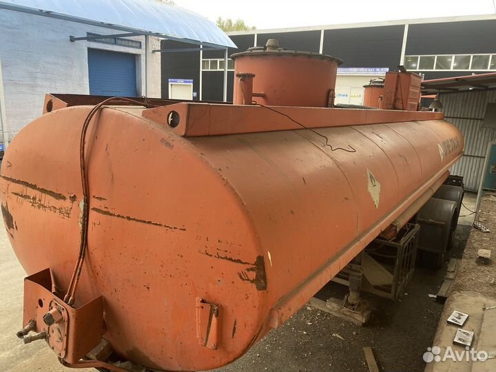 Полуприцеп бензовоз Нефаз 96931-331-07, 1983