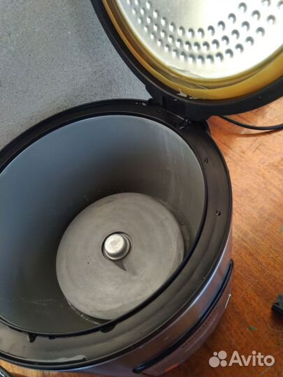 Мультиварка redmond