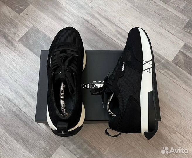 Кроссовки Армани