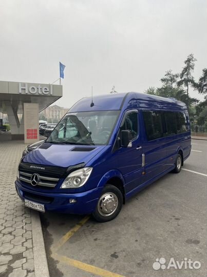 Заказ автобуса Mercedes Sprinter 19 мест lux