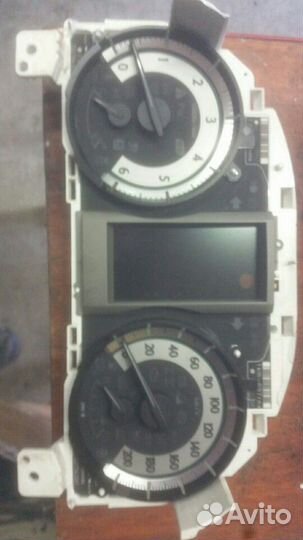 Панель приборов Toyota Land Cruiser 150