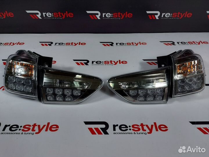 Стопы Toyota Wish 20 Белые Vland