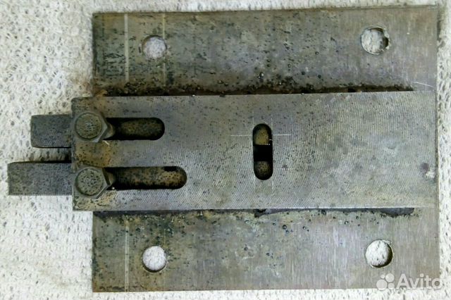 Двухреечный замок