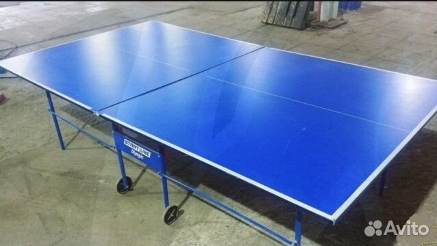 Теннисный стол