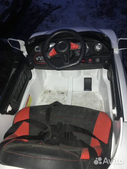 Детский электромобиль bmw