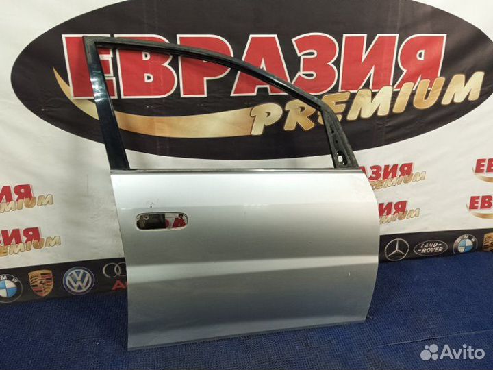 Дверь боковая передняя правая Toyota Nadia SXN10