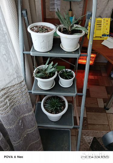 Подставка для цветов на подоконник