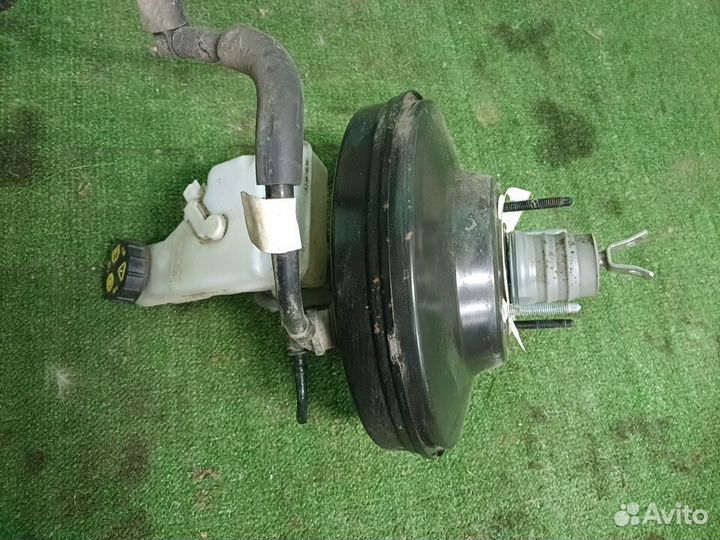 Вакуумный усилитель тормозов Ford Focus 3