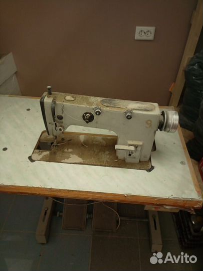 Швейная машинка