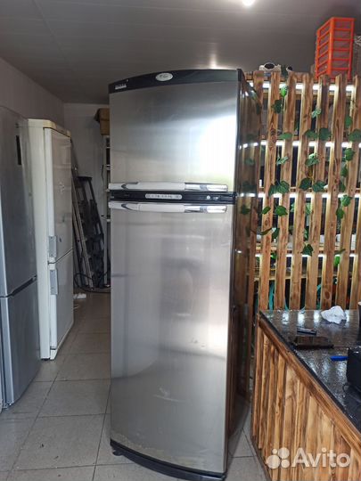 Холодильник Whirpool Высота 184см