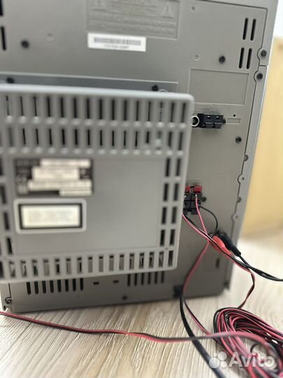 Музыкальный центр Samsung CD AUX Radio