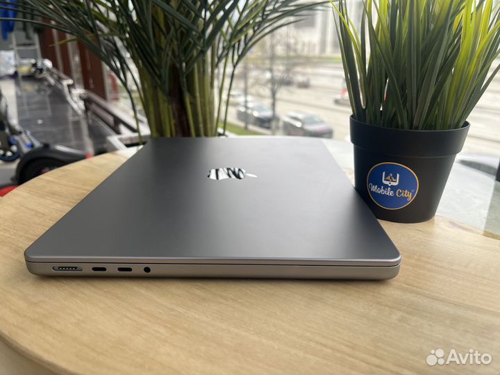 Apple MacBook Pro 14 M1 Pro 16/512Gb