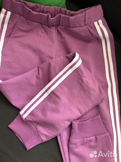 Спортивный костюм женский