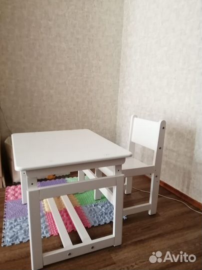 Детский стол и стул