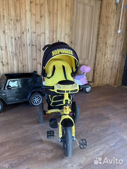 Детский велосипед трехколесный