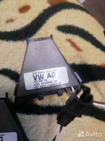 Накладка фронтальной камеры vw