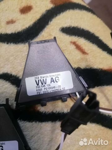 Накладка фронтальной камеры vw