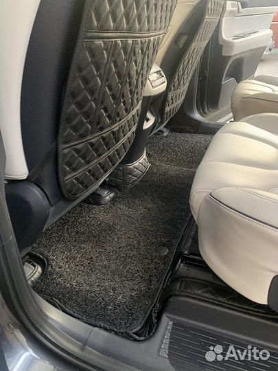 Автоковрики в салон Ferrari F8 Tributo