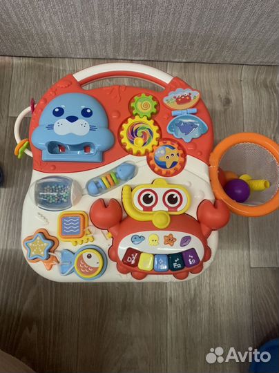 Развивающий стол BabyGo 2 в 1. Столик + ходунки