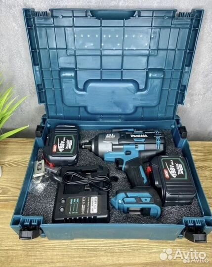 Гайковерт аккумуляторный Makita грузовой 2500н.м