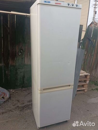 Холодильник бу