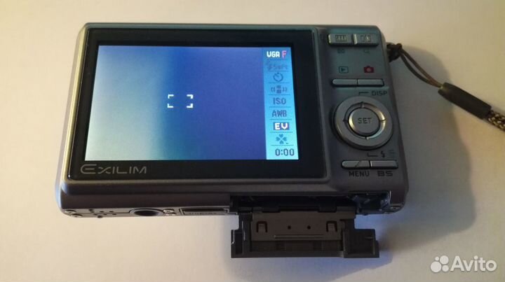 Цифровой фото Casio Exlim EX-Z75