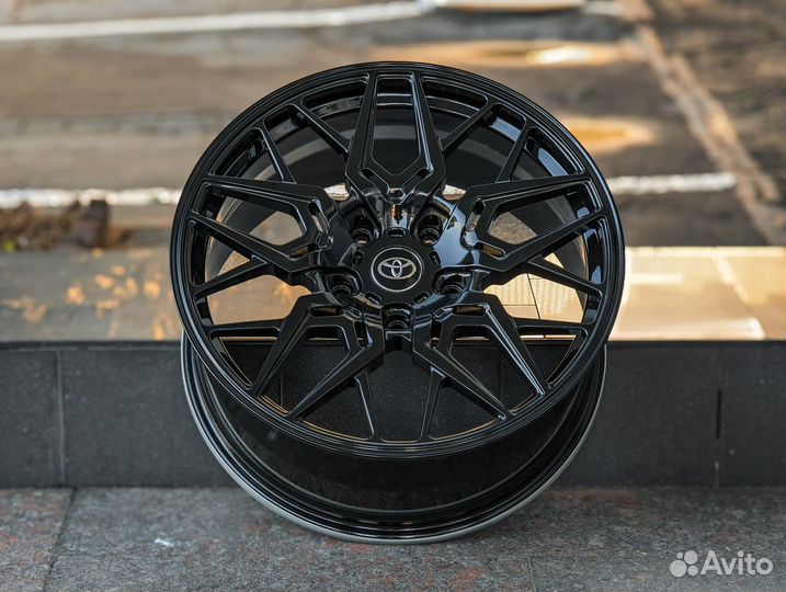 Кованые диски GT Forged R21Toyota Land Cruiser 200