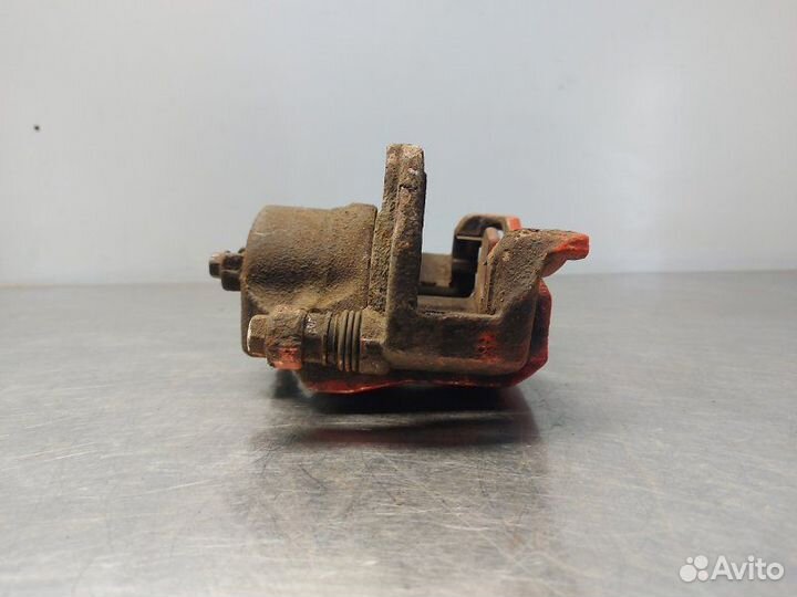 Суппорт передний правый Hyundai Solaris RB G4FC