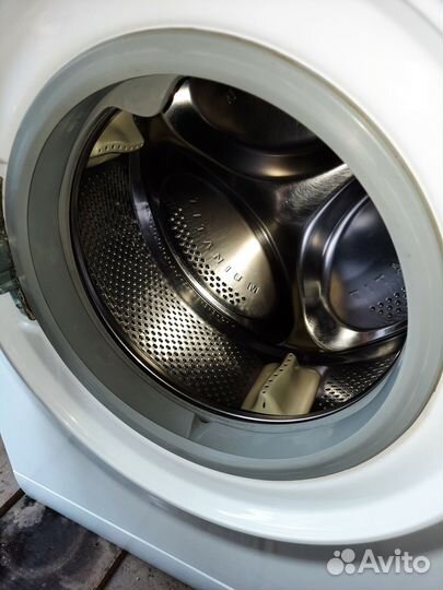 Стиральная машина Hotpoint-ariston