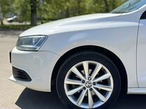 Volkswagen Jetta 1.6 AT, 2014, 140 000 км, с пробегом, цена 1 165 000 руб.