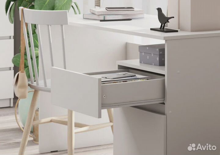 Стол письменный Сити.Различные расцветки.В наличии