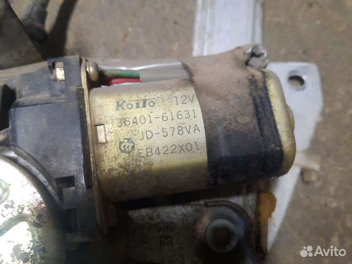 Задний правый стеклоподъёмник mazda 626 GE