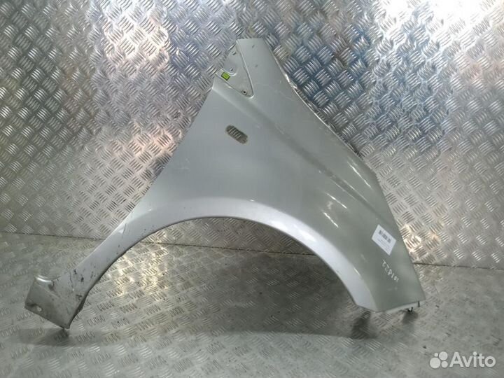 Крыло Nissan Note E11 (2006-2013)