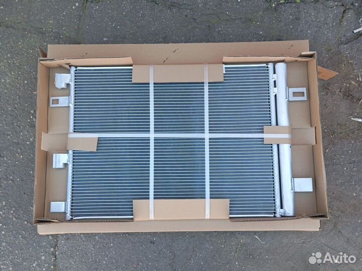 Радиатор кондиционера mercedes 117 247 177