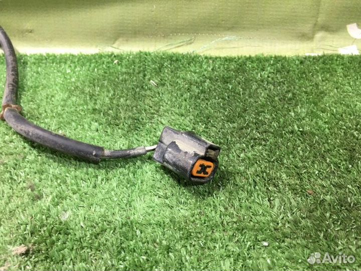 Датчик ABS задний левый Mitsubishi Lancer 9