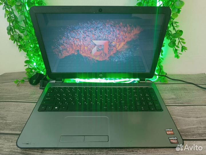 Бюджетный Игровой Ноутбук HP/SSD/две видеокарты