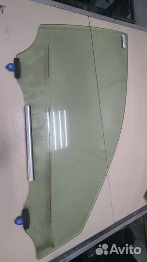 Стекло боковой двери Lexus IS, 2014